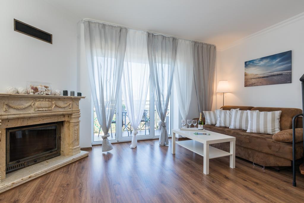 Jantar Apartamenty - Penthouse Sea View Morska Kolobrzeg Exterior photo